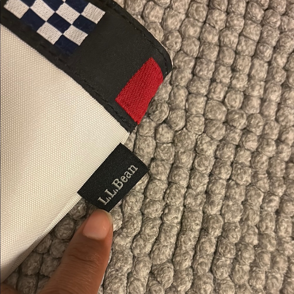 L.L. Bean Blue and White Nautical Tote Bag - Picture 2 of 12